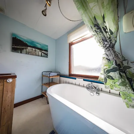 2 Independant Boutique Apartments One Sleeps 2 The Other Sleeps 4, Meadowhall, Sheffield Arena, Free Parking Exterior foto