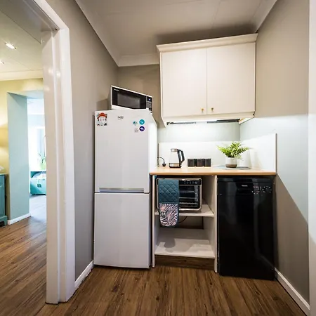 2 Independant Boutique Apartments One Sleeps 2 The Other Sleeps 4, Meadowhall, Sheffield Arena, Free Parking Exterior foto