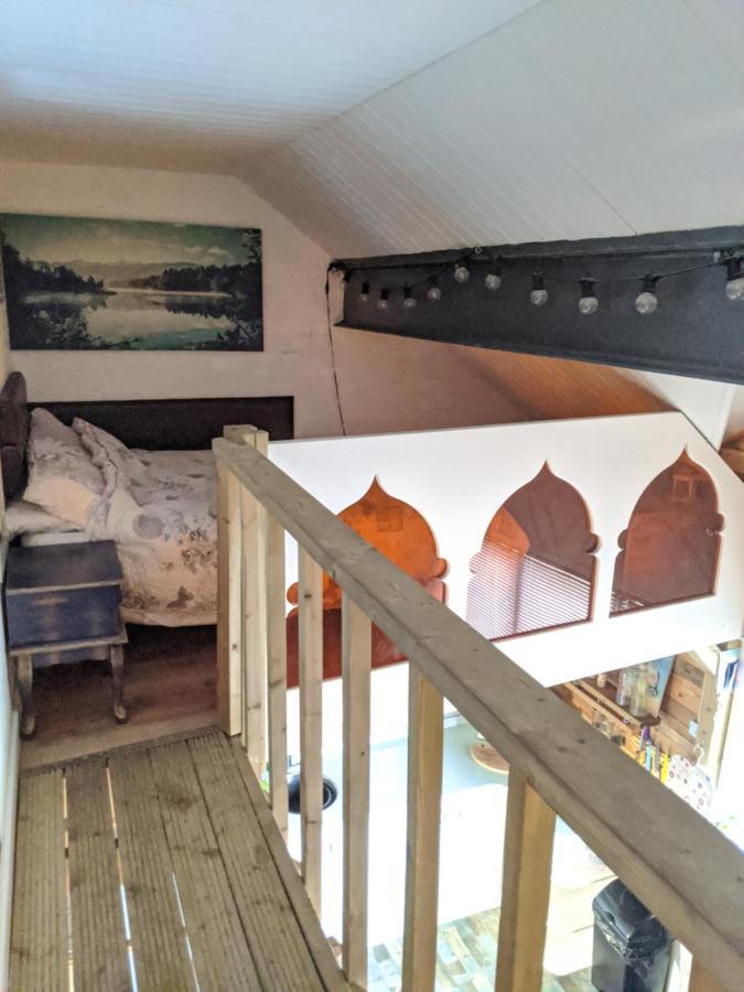 2 Independant Boutique One Sleeps 2 The Other Sleeps 4, Meadowhall, Arena, Free Parking * Sheffield